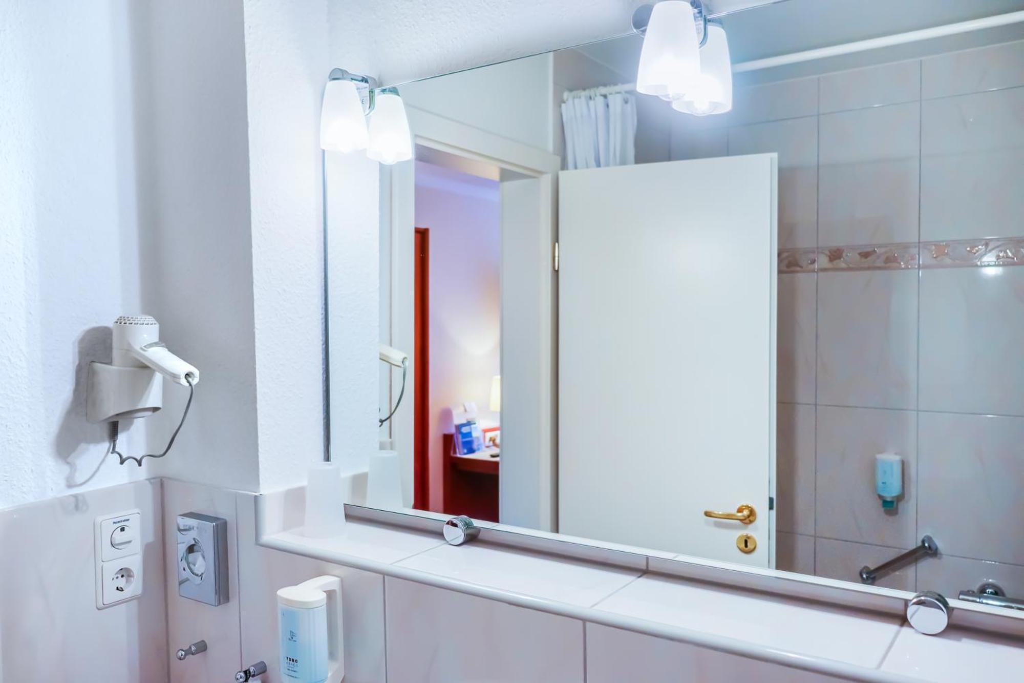 Hotel Muenkel Hannover Ngoại thất bức ảnh